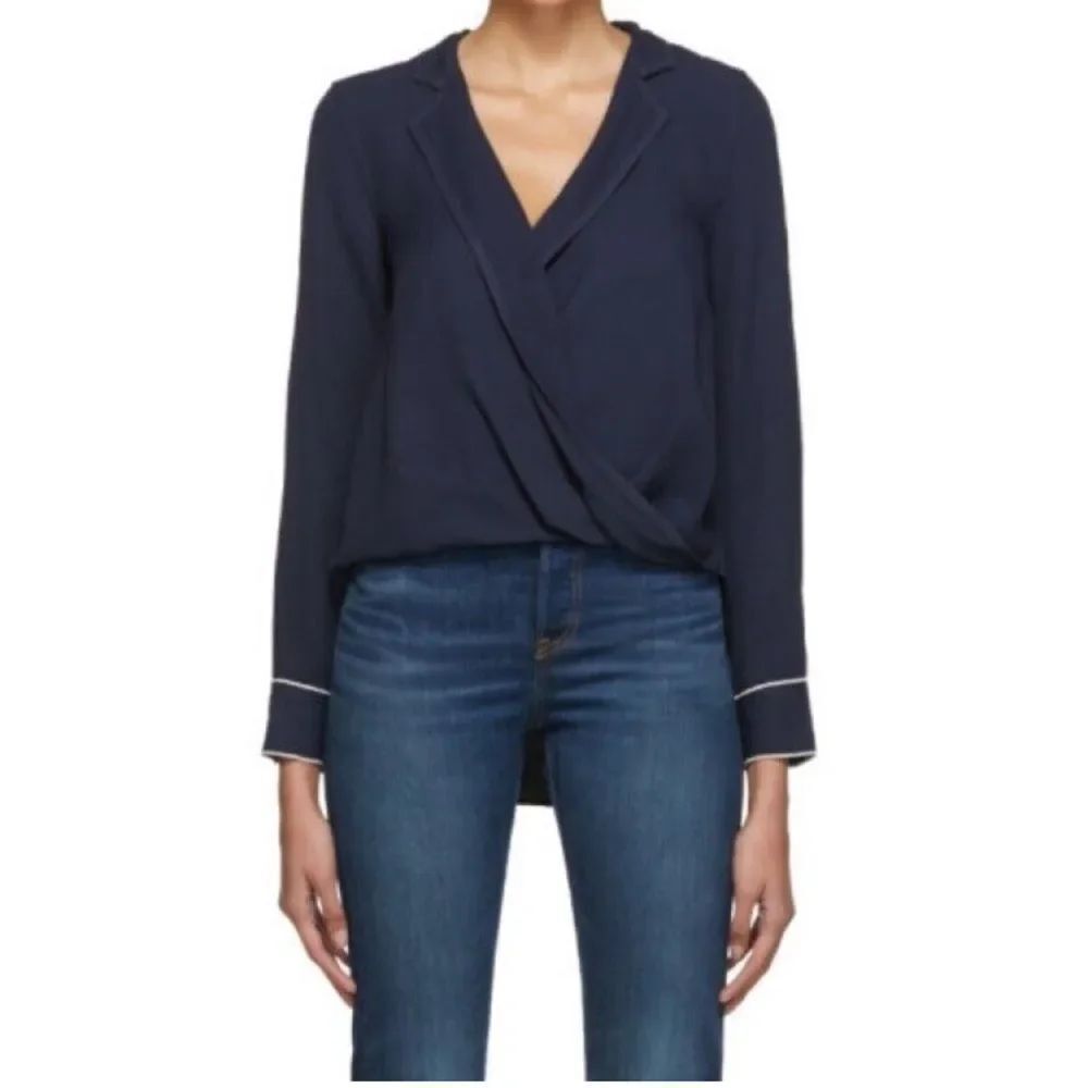 Rag & Bone Dean Drape Front Blouse
Z17